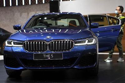 FOTO: Rangkaian Terbaru BMW di IIMS Hybrid 2021