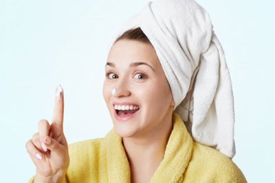 Biar Tak Salah Pilih Produk Skincare, Kenali Dulu Perbedaan Hydrating dan Moisturizing