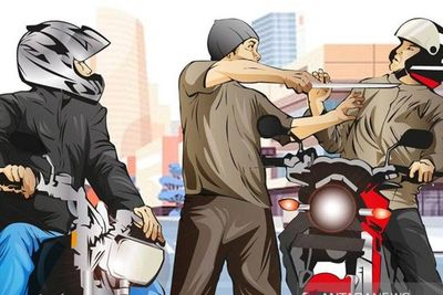 Viral Begal Beraksi di Depok, Pemotor Termasuk Penumpangnya Dibacok