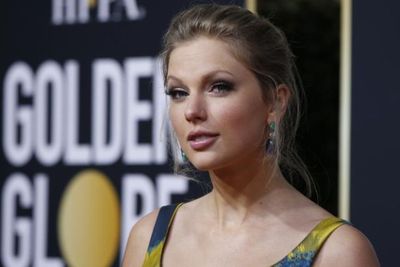 Taylor Swift Berhasil Pecahkan Rekor Milik The Beatles, Berkat Album Rework Fearless !