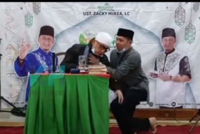 Sebelum Terjatuh dan Pingsan, Ustad Zacky Mirza Sempat Ucapkan 2 Kalimat Syahadat