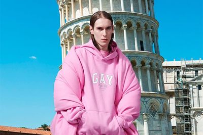 Balenciaga Luncurkan Koleksi Terbaru untuk Musim Dingin!