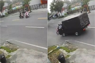 Detik-detik Kecelakaan Maut di Tulungagung, Ibu dan Anak Terpental dan Terseret Mobil