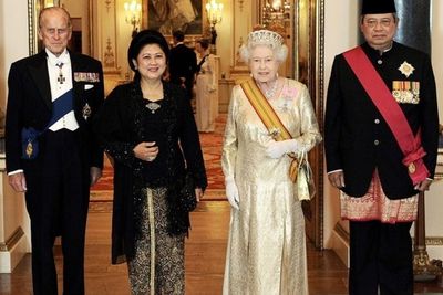 Unggah Foto Bersama saat Kunjungan Negara, SBY Beri Penghormatan pada Pangeran Philip