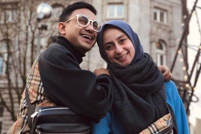 Avi Basalamah Nangis Sesenggukan Ungkap Pesan ke Ramzi: Dia Nggak Bisa Tanpa Aku
