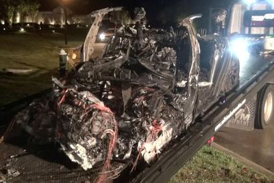 Kecelakaan Maut Mobil Tesla di Texas Tewaskan Dua Orang, Gara-Gara Apa?