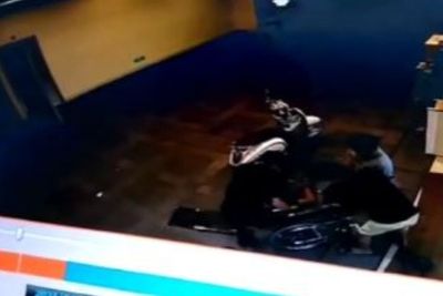 Terungkap! Penyebab Penusukan Pria yang Ditinggal di RS Jakbar, Ternyata Gegara Taruhan