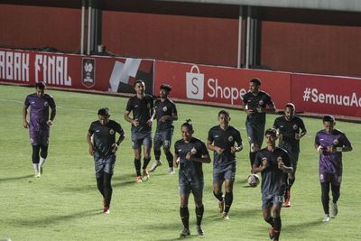 Sama-sama Tertatih, Laga Persija vs Persib Diprediksi Imbang