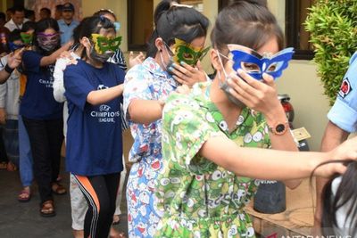 Duh! 15 Gadis di Bawah Umur Jadi PSK Online, Digerebek saat Layani Pelanggan di Hotel