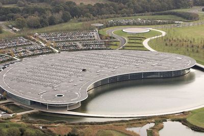 McLaren Telah Menjual Kantor Pusat Woking untuk 170 Juta Poundsterling!