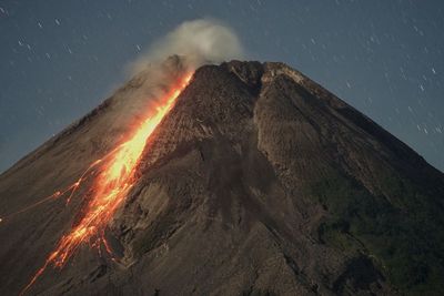 FOTO: Awan Panas Guguran Merapi