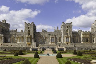 Fakta Unik Kastil Windsor, Kediaman Resmi Ratu Inggris yang Luasnya 5,2 Hektar