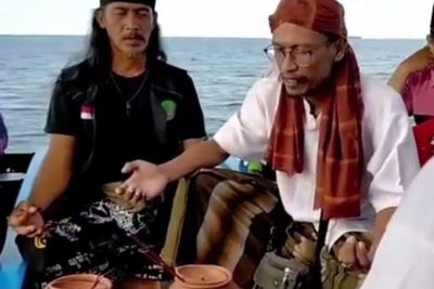 Gelar Ritual Cari KRI Nanggala, Dukun Ini Ancam Dobrak Pintu Langit Hingga Ubah Takdir
