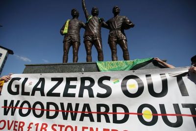 Sudah Sangat Meresahkan, Fans MU Minta Keluarga Glazer segera Angkat Kaki