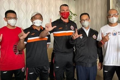 Beri Semangat Persija Jelang Tanding Lawan Persib, Anies: Kota Ini Mau Juara!