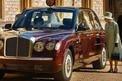 Mobil Mewah Klasik Milik Ratu Elizabeth II Dijual, Ditawarkan Seharga Rp4 Miliar