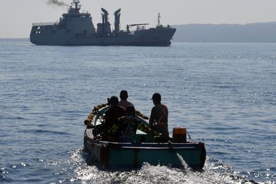 Tak Menyerah, TNI AL Terus Berupaya Evakuasi KRI Nanggala-402 di Perairan Bali