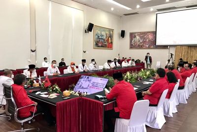 PKS Jelaskan Maksud Kunjungannya ke Markas PDIP