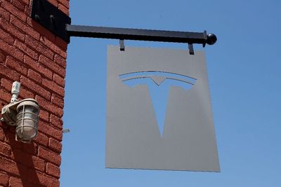 Tesla Berencana Menambahkan Fasilitas Daur Ulang Baterai di Pabrik Shanghai!