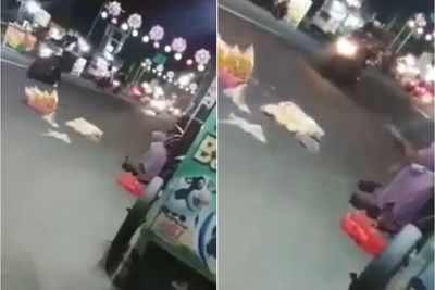 Pilu, Emak-emak Ngamuk Lempar Kerupuk Dagangannya ke Jalan karena Tak Laku, Netizen Iba