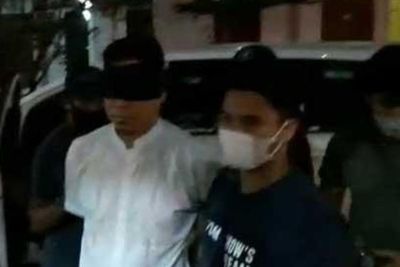 TAKTIS Klaim Kuasa Hukum Kesulitan Bertemu dengan Munarman di Polda Metro Jaya