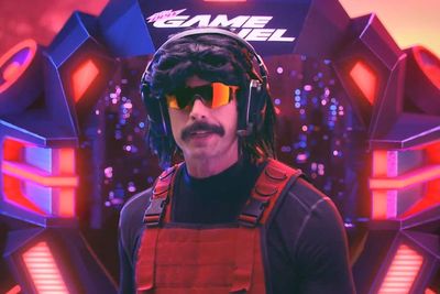 Dr Disrespect Tak Sengaja Muncul di Twitch Saat Event Code Red Warzone!