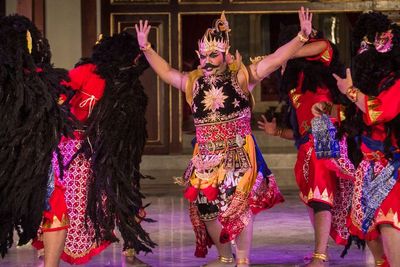 FOTO: Pertunjukan Tari Solo Menari