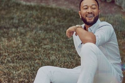John Legend Ikut Dorong Gerakan Vaksinasi bagi Warga Amerika: Kita Bisa Bersama Lagi!