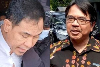 Munarman Ditangkap Tanpa Pakai Sandal, Ade Armando: Ramadan Penuh Berkah