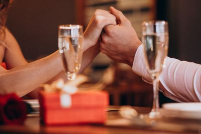 Zodiak-zodiak Ini Tipe Orang Romantis, Pasanganmu Termasuk?