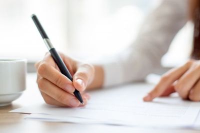 Mengenal Profesi Grafolog, Tugasnya Menganalisis Tulisan Tangan Orang Lain