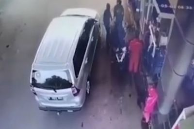 Viral! Diduga Oknum Polisi Aniaya dan Ancam Tembak Warga di Banten