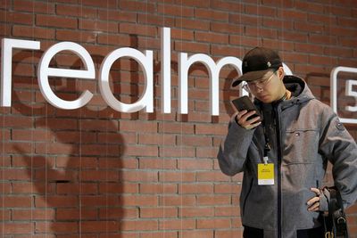 Realme Dilaporkan Sedang Produksi Laptop Sendiri, Bakal Rilis Q3 2021!