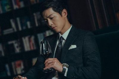 Waduh! Song Joong-ki Sebut Tak Akan Ada Season 2 Vincenzo