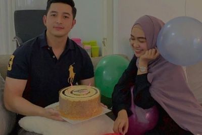 Ria Ricis Sumringah Foto Bareng Dokter Ganteng: Bismillah, Halal Habis Lebaran