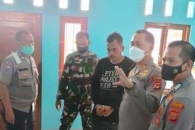 Apes, Pria Ini Kepergok Polisi Ketiduran di Plafon Rumah, Sembunyi Usai Kuras Harta Korban