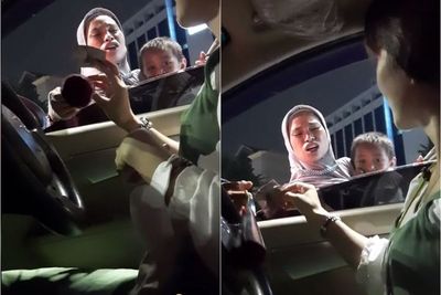 Niat Mau Bantu, Wanita Ini Malah Ketakutan karena Dipaksa Penjual Bunga Beli Dagangannya