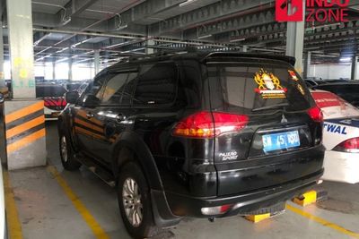 Polda Metro Jaya Tilang Sopir Mobil Negara Kekaisaran Sunda Nusantara