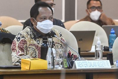 Tekan Kasus Covid-19, Mendagri Terbitkan Surat Edaran Larangan Open House Lebaran