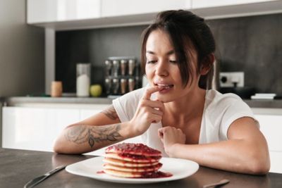 Alasan Perut Lebih Mudah Lapar Saat Cuaca Dingin