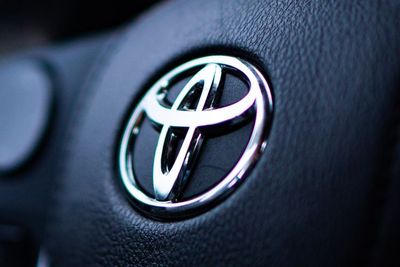 Toyota Kembangkan Mesin Mobil Baru, Bukan Pakai Bensin Ataupun Listrik!