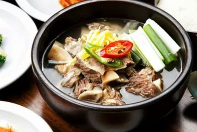 Nikmatnya Menu Sup Iga, Coba Buat di Rumah Yuk
