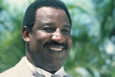 Frank McRae Meninggal Dunia