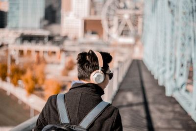 Nekat Dengarkan Lagu KPop, 3 Remaja Korea Utara Dihukum Kerja Rodi , Keluarga Diusir