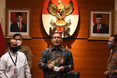 Trending Topic, Pegawai KPK Ditanya Bersedia Lepas Jilbab hingga Pacaran Ngapain Saja?