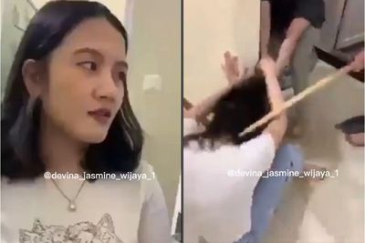 Mengerikan, Pelakor Ini Dijambak dan Dipukuli Istri Sah Pakai Batang Sapu, Dilabrak di Kos