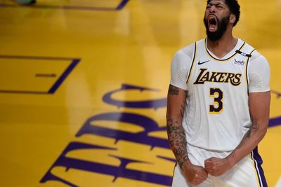 FOTO: Los Angeles Lakers Kalahkan Phoenix Suns 123-110