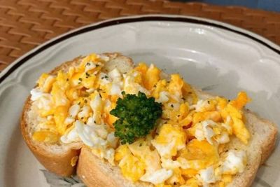 Lagi Lapar? Mending Masak Yang Mudah, Orak-Arik Roti
