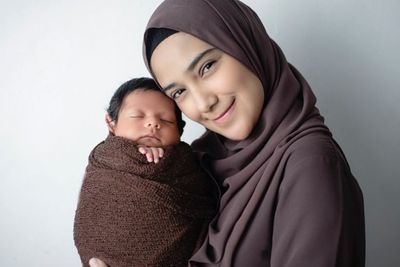 Nadya Mustika Unggah Foto Bareng Anak Tanpa Suami, Singgung Soal Bimbang dan Berkah