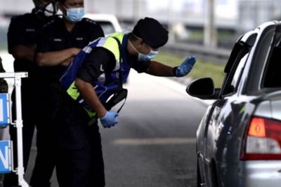 Mengirim Baju dan Kue Lebaran Jadi Alasan Masyarakat Malaysia Supaya Bisa Mudik